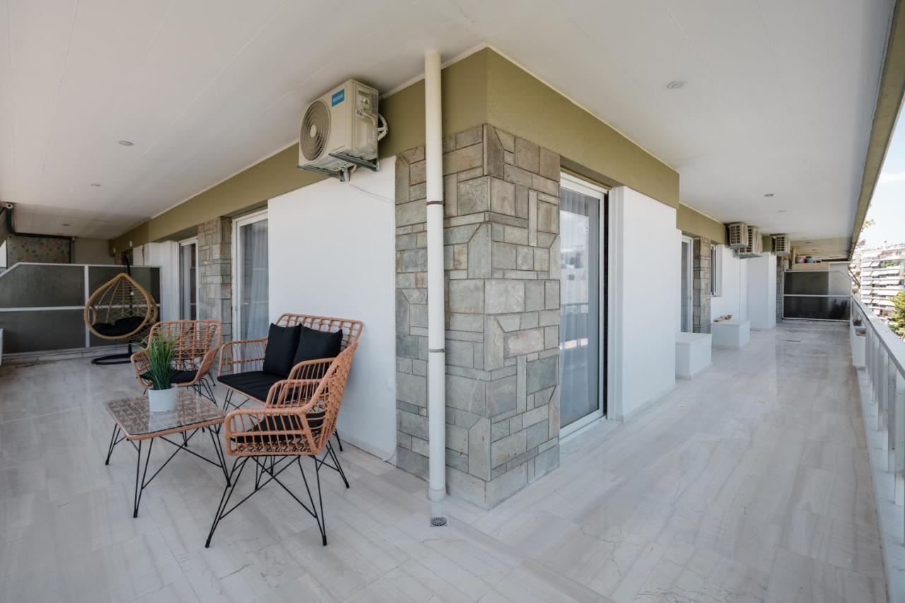Luxury 4 Bedrooms Apartment Near Flisvos Marina Pireu Exterior foto