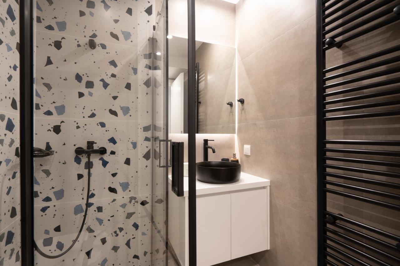 Luxury 4 Bedrooms Apartment Near Flisvos Marina Pireu Exterior foto