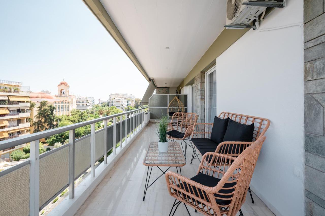 Luxury 4 Bedrooms Apartment Near Flisvos Marina Pireu Exterior foto