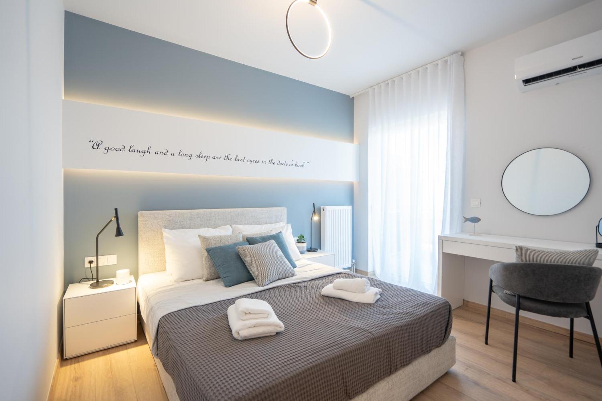 Luxury 4 Bedrooms Apartment Near Flisvos Marina Pireu Exterior foto